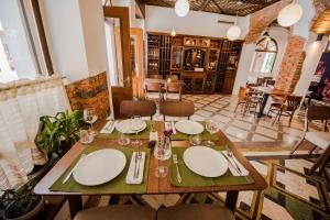 Restoran ili drugo mesto za obedovanje u objektu Hotel Loredano