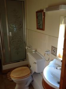 A bathroom at White House Farm 