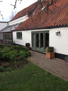 The building where the bed & breakfast is located 