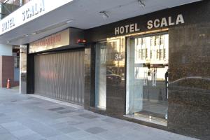 Het gebouw waarin het hotel zich bevindt