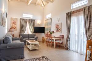 TV a/nebo společenská místnost v ubytování Eleni's Guesthouse