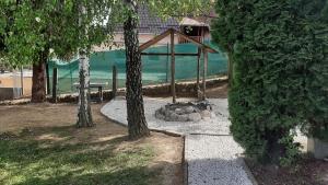 Zahrada ubytování Onix - Orfű Apartman