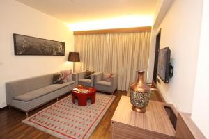 A television and/or entertainment centre at Vivanta Kolkata EM Bypass