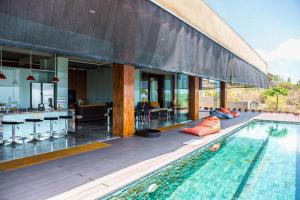 Bazén v ubytování The Arancia Villa nebo v jeho okolí