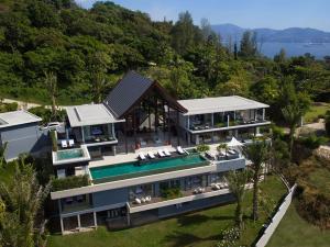 Landskap semula jadi dekat dengan vila ini