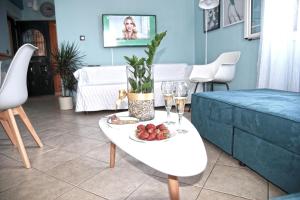 Posedenie v ubytovaní Pogonia Sea View Apartment