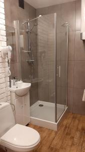 Kúpeľňa v ubytovaní Krupówki i Styl, Krupówki Inn i Studio Miła w Centrum przy Krupówkach APARTZAKOP