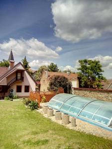 Das Gebäude in dem sich das Gasthaus befindet