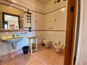 A bathroom at Residence Bellavista