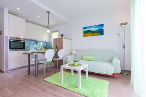 Kuchyň nebo kuchyňský kout v ubytování Apartment close to Krk town centre