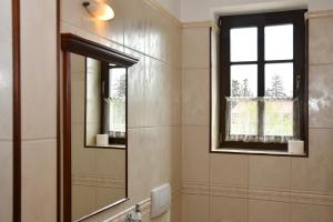 Koupelna v ubytování Hotel Buchlovice