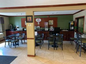 Nhà hàng/khu ăn uống khác tại Super 8 by Wyndham Tilton/Lake Winnipesaukee