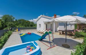 Fotografie z fotogalerie ubytování Vila KRISTINA v destinaci Nedeščina