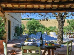 Fotografie z fotogalerie ubytování Villa in Barchi near Cattolica Beach v destinaci Barchi