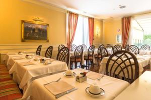 Restaurace v ubytování The Regency Sure Hotel Collection by Best Western
