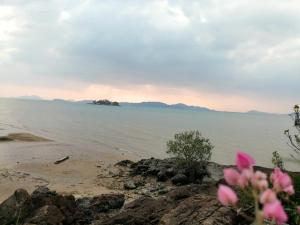 a view of the water from the shore of a beach at Jansom Beach Resort in Ranong
