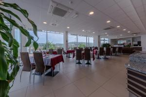 Restoran atau tempat lain untuk makan di Hotel Lavender - Oleander Resort