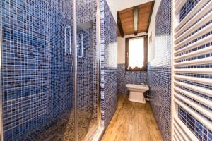 Koupelna v ubytování B&B Grano e Lavanda