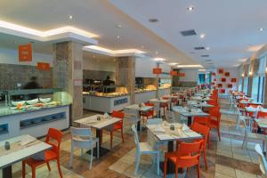 Ресторант или друго място за хранене в Парк хотел Одесос - Ол инклузив