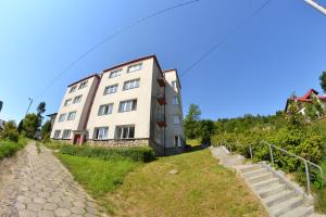 Budova, v ktorej sa apartmán nachádza
