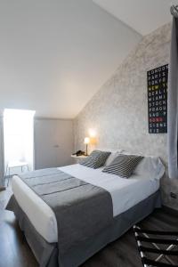 Gallery image of Aparthotel Atenea Calabria in Barcelona