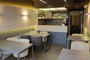 Lounge nebo bar v ubytování Aparthotel Silver
