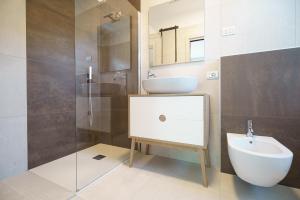 Gallery image of LA VALIGIA bed & bike in Mantello