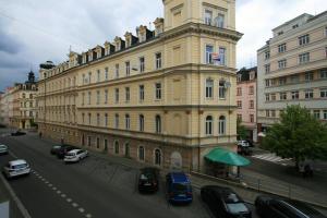 Budova, v ktorej sa apartmán nachádza