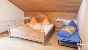 Postel nebo postele na pokoji v ubytování Haus Bergblick
