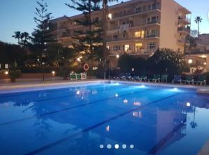 Bazén v ubytování Casa María Carihuela Park Palace nebo v jeho okolí