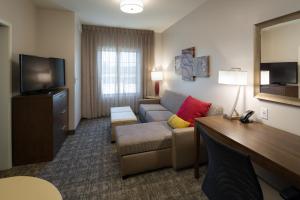 Gallery image of Staybridge Suites - Phoenix – Biltmore Area by IHG in Phoenix