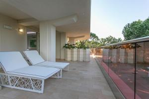 Balkón nebo terasa v ubytování Boutique Hotel Paradiso Bovelacci
