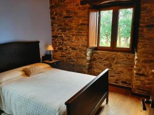 Ένα ή περισσότερα κρεβάτια σε δωμάτιο στο Casa Compostela +115 φωτογραφίες