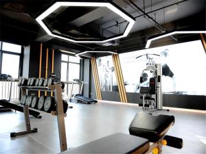 Fitness centrum a/nebo fitness zařízení v ubytování KyriadChina Changsha the zone of environment protection hotel