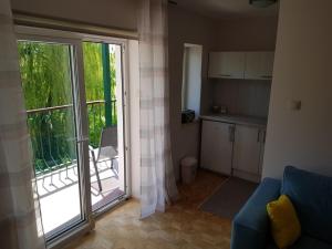 Kuchyňa alebo kuchynka v ubytovaní SoSopot Apartament przy Plaży -150m, 2-4 osoby, parking