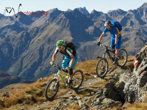 Jízda na kole v ubytování Hotel Ischgl nebo okolí
