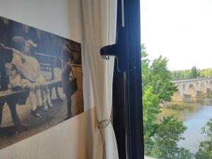 Un balcón o terraza de A los Ojos del Río Duero