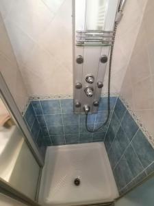 Phòng tắm tại Monolocale Della svolta