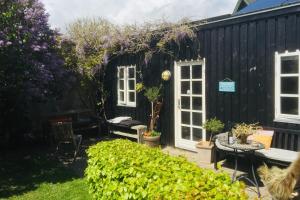 Zahrada ubytování Strandværelserne + 3 fotografie