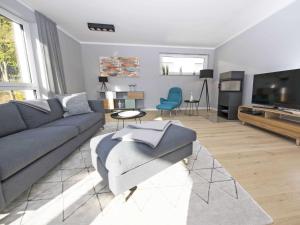 TV/Unterhaltungsangebot in der Unterkunft Haus Königsstuhl in Sellin - Penthouse mit Kamin und Balkon