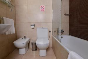 Koupelna v ubytování Hotel Sol Almería