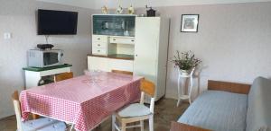 Kuchyň nebo kuchyňský kout v ubytování Rural Apartment Carolina