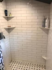 Et badeværelse på Newly Renovated 3BR Hudson Valley House
