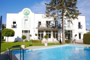 Sundlaugin á Hotel Hubertus eða í nágrenninu