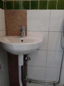 Koupelna v ubytování Strandläge