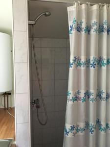 Koupelna v ubytování Stuga utanför Fjällbacka