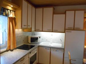Kuchyň nebo kuchyňský kout v ubytování Ferienhaus Berger