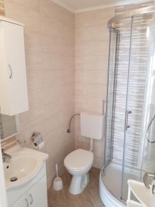 Koupelna v ubytování Apartman i sobe Martina