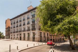 The building in which Az apartmant is located