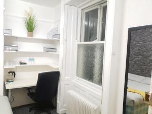 Billede fra billedgalleriet på TOPAZ TOWN HOUSE No 36 i Huddersfield